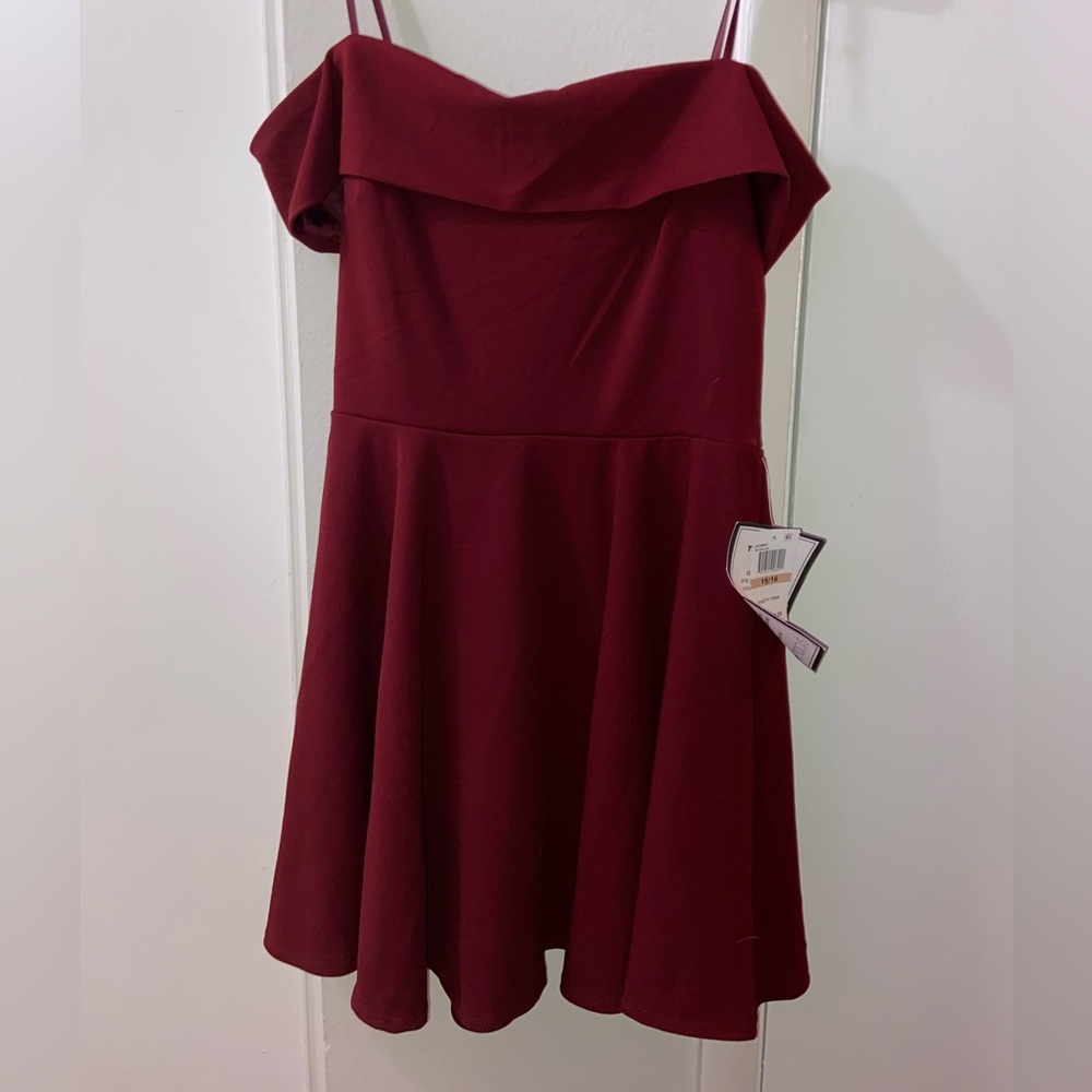 Size 15/16 Red/Maroon homecoming dress brand new with tag